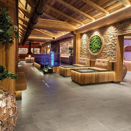 Wellness-Hotel Adler บาดวือริสโฮเฟิน ภายนอก รูปภาพ