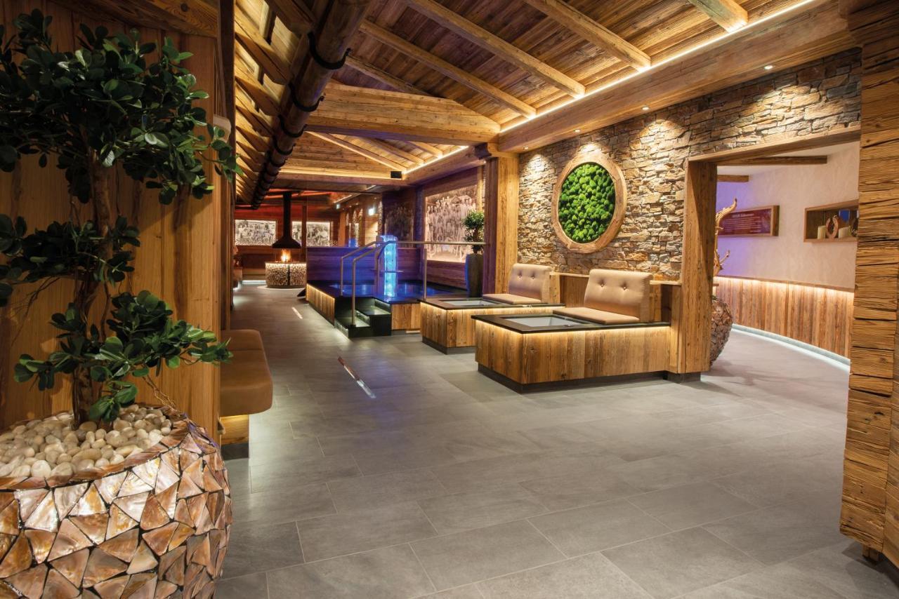 Wellness-Hotel Adler บาดวือริสโฮเฟิน ภายนอก รูปภาพ