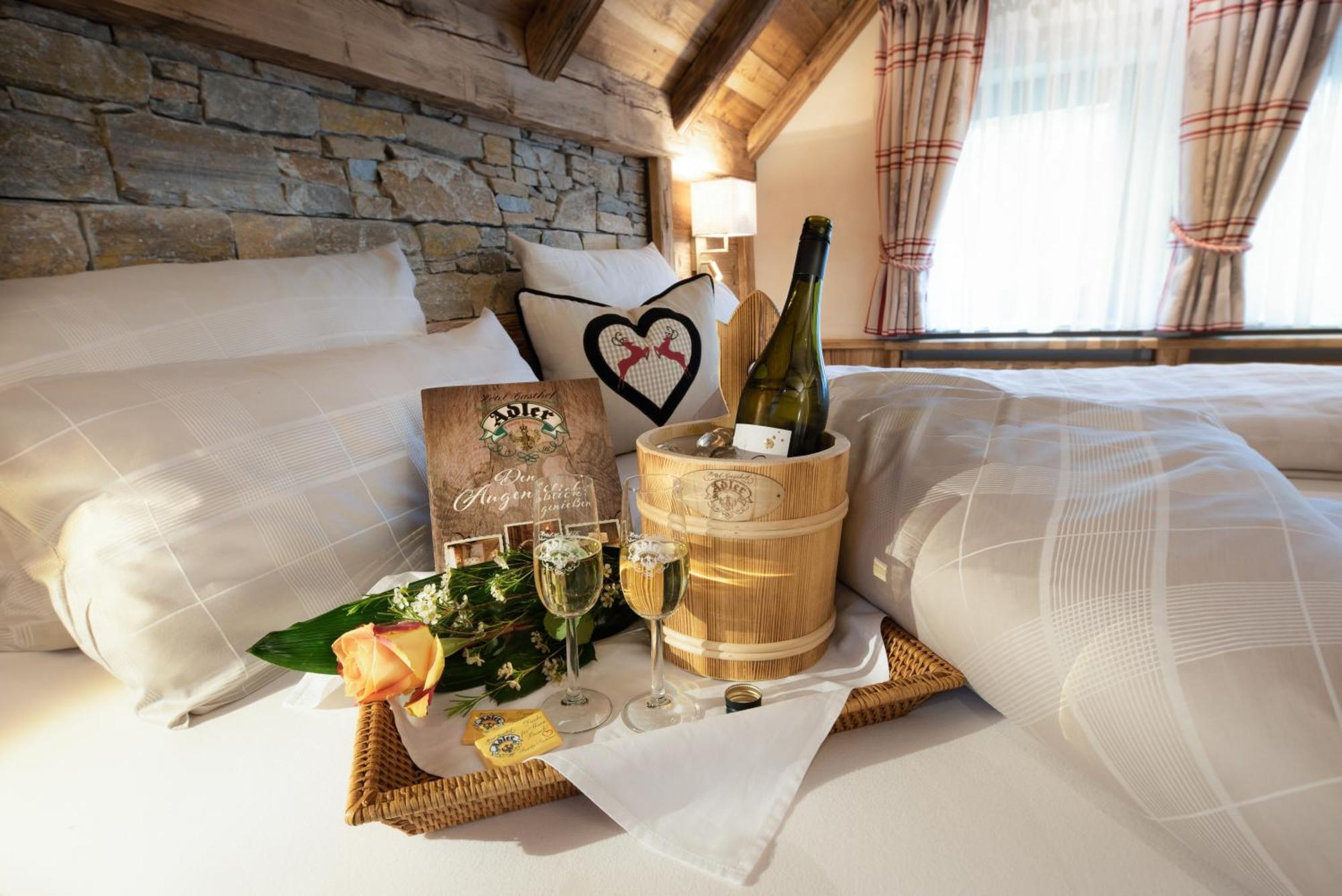 Wellness-Hotel Adler บาดวือริสโฮเฟิน ภายนอก รูปภาพ