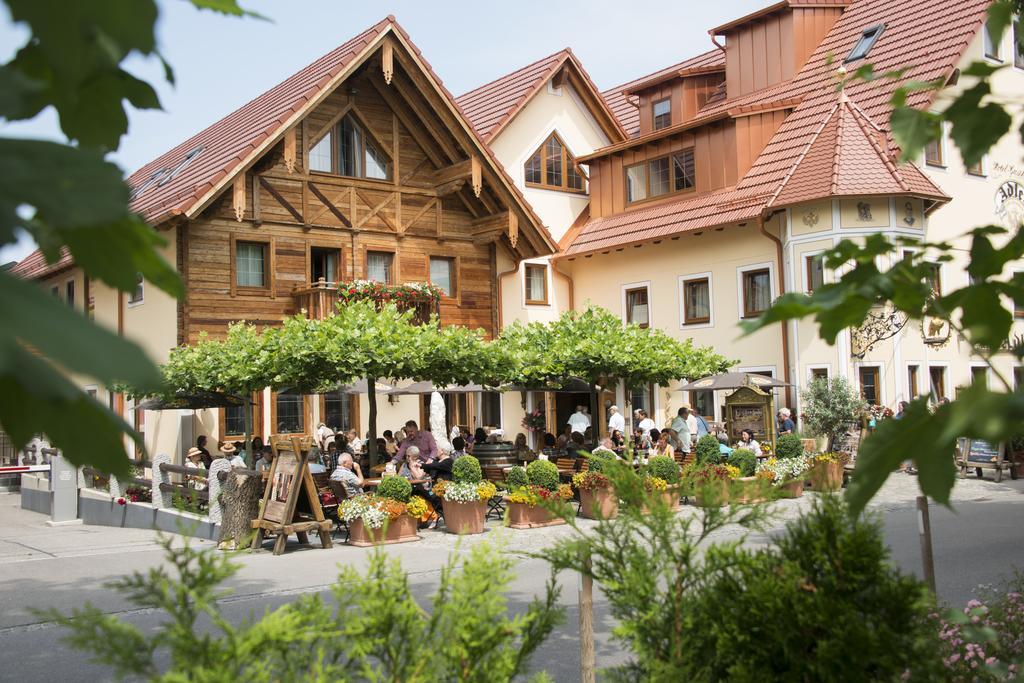 Wellness-Hotel Adler บาดวือริสโฮเฟิน ภายนอก รูปภาพ