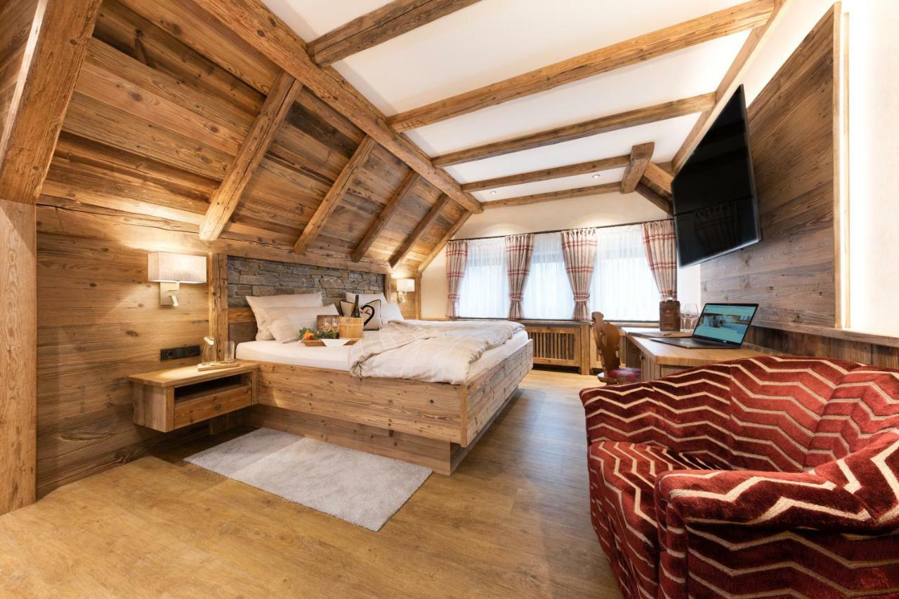Wellness-Hotel Adler บาดวือริสโฮเฟิน ภายนอก รูปภาพ